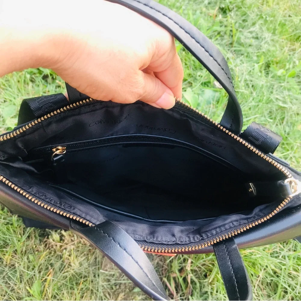 Beautiful Calvin Klein backpack - Picture 3 of 4
